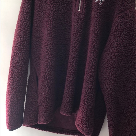 🍷ONE DAY SALE🍷 VS PINK Maroon Sherpa Pullover - Picture 3 of 7
